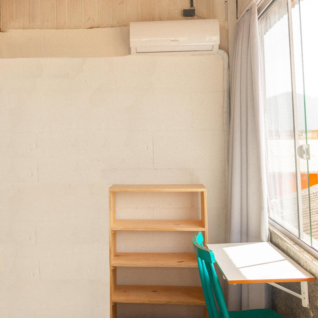 1305b737d24516f6aa3db681141f67c3