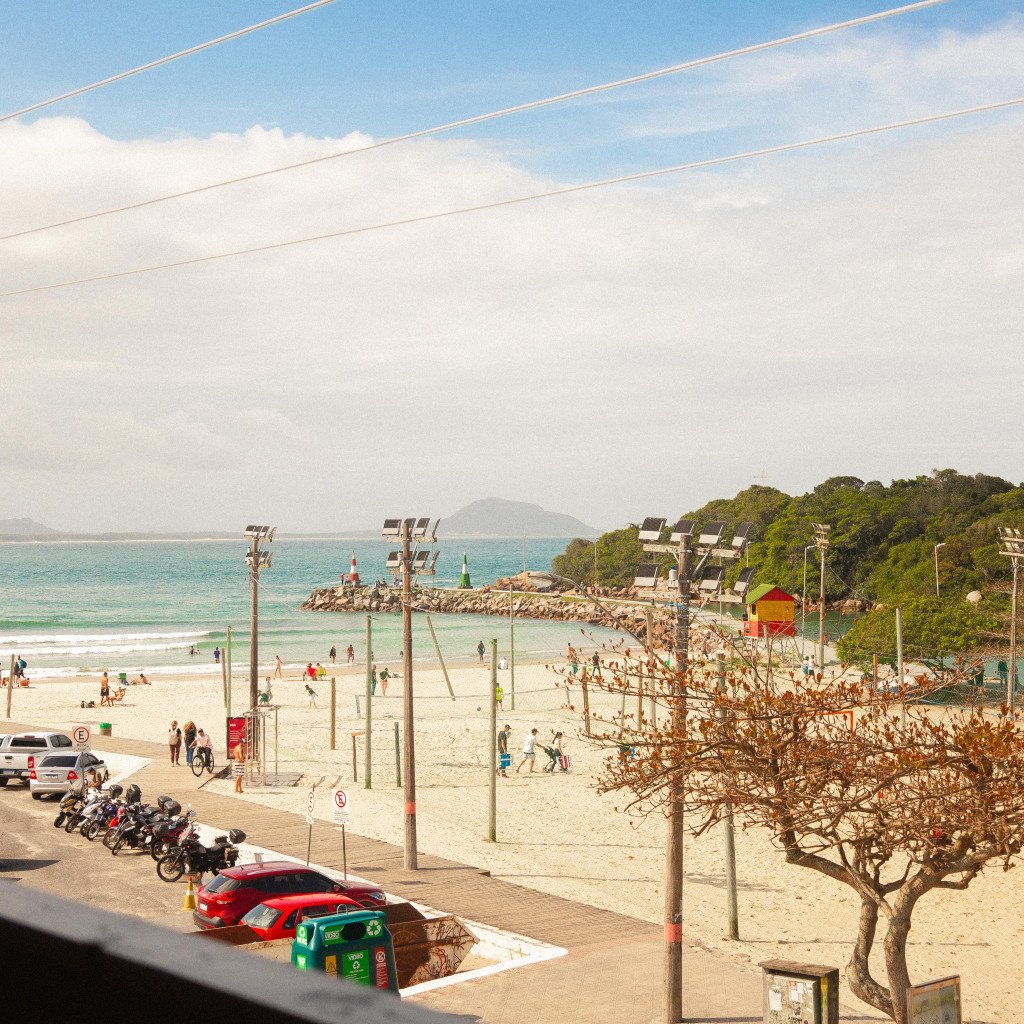 34db7378957233de3815857662a321a1