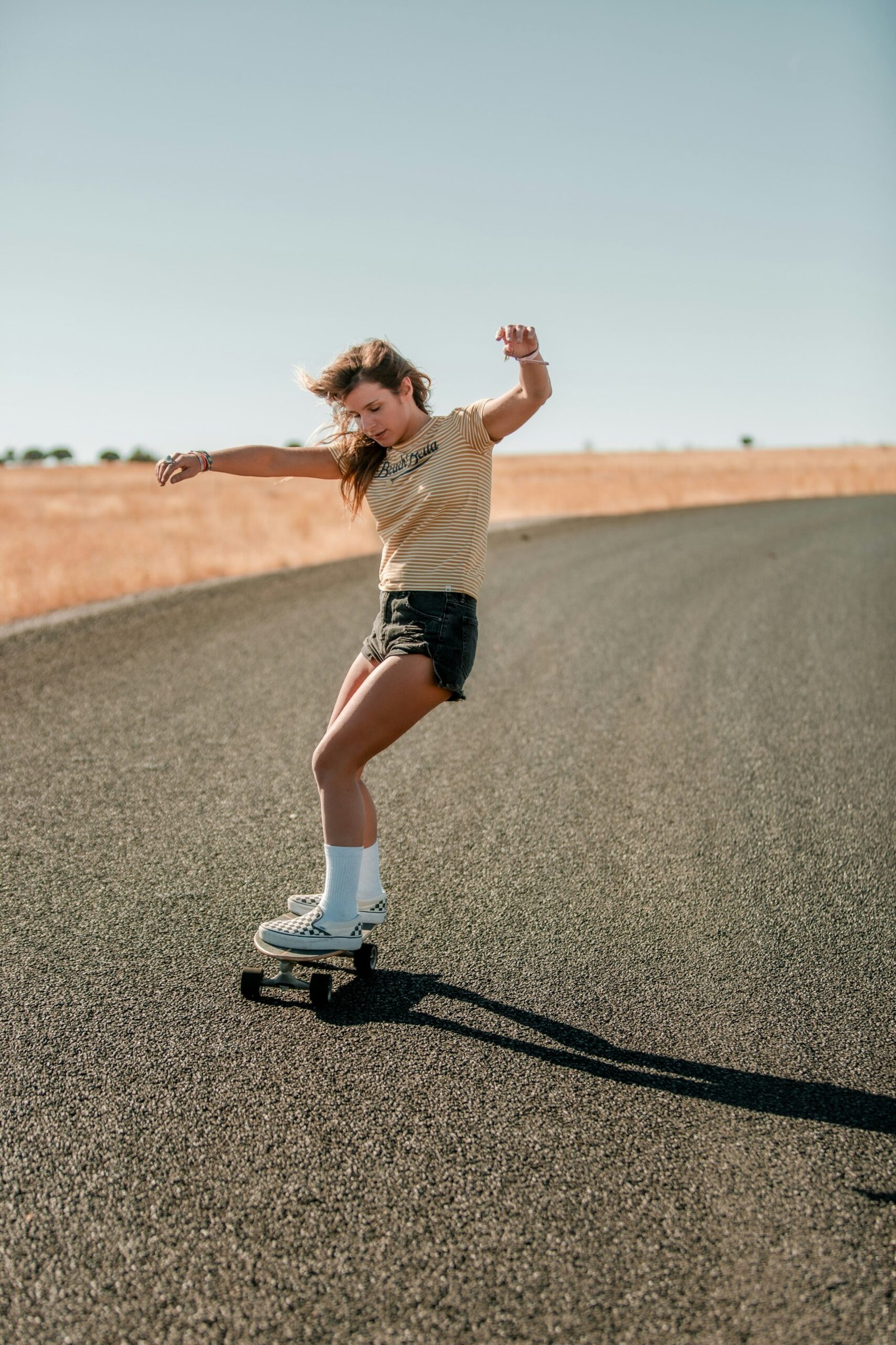 Aula de surf skate simulador no Sea Wolf Hostel Lagoa da Conceição
